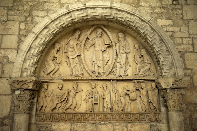 La Charité-sur-Loire, tympan du transept sud, v. 1132 (© Pierre Boucaud)