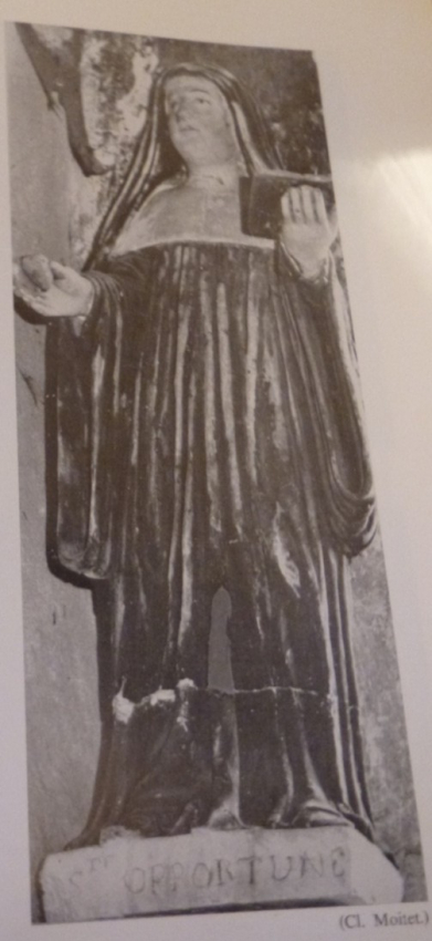 Opportune__statue__Chenay_-Sarthe-